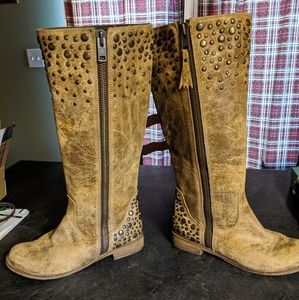 Corral boots size 10